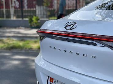 santa fe 2024: Hyundai Grandeur: 2020 г., Седан — 8