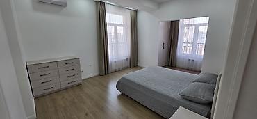 Долгосрочная аренда квартир: 3 комнаты, С мебелью полностью — 11