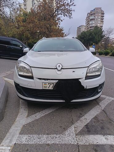 Renault: Renault Megane Grandtour (universa), ağ rəng Dizel dCi Xüsusiyyətlər — 4