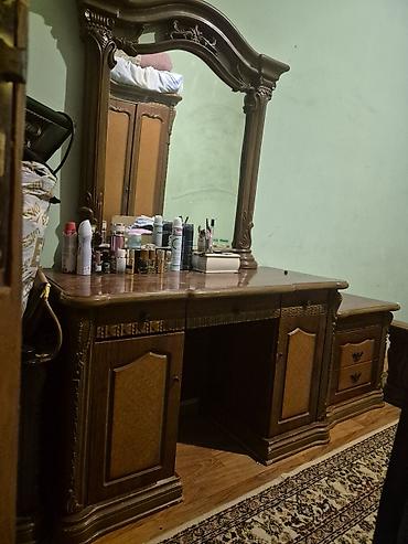 tualet dizayn: Klassik üslubda tam yataq otağı dəsti Tərkibi: - Geniş beşqapılı — 4