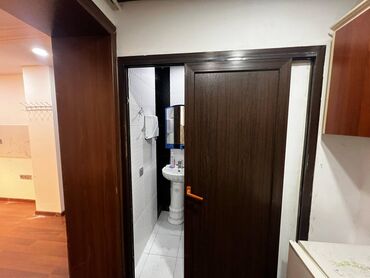 Digər kommersiya daşınmaz əmlakı: Nərimanov rayonu, Nərimanov metrosu, Çin restoranı yaxınlığında, ümumi — 16