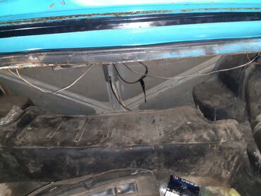 Təkərlər: Məhsul: Avtomobil kuzov hissələri və arxa baqaj komplekti (köhnə sovet — 4