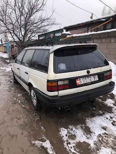 pass: Volkswagen Passat Variant: 1988 г., 1.8 л, Механика, Универсал — 4