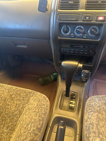 p11: Nissan Primera: 2000 г., 1.5 л, Автомат, Бензин, Седан — 10