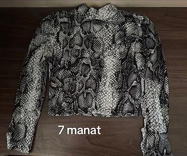 Futbolka və maykalar: Qadın geyimləri – müxtəlif modellər 1) Boz rezin toxumalı qoltuqsuz — 2