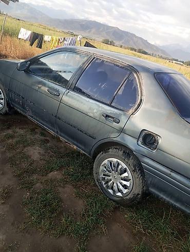 российские машины: Toyota Corsa: 1994 г., 1.3 л, Автомат, Бензин, Седан — 3