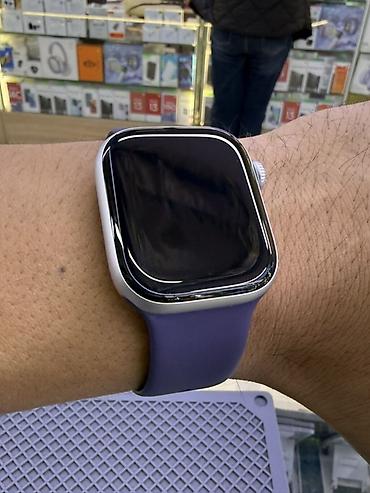 Apple Watch Series 11 42mm состояние 10 из 10 Ёмкость аккумулятора %10
