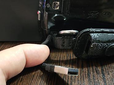sony mikrafon: Sony Handycam HDR-XR260 videokamera 160 GB daxili yaddasi. Покупал — 8