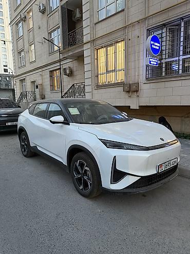 530 запас ход 
135 кw
Русский язык 
Зарядка 
Полик
Торг есть