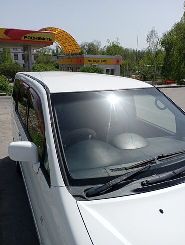 сира: Nissan Serena: 2000 г., 2 л, Автоматические, Бензин, Минивэн