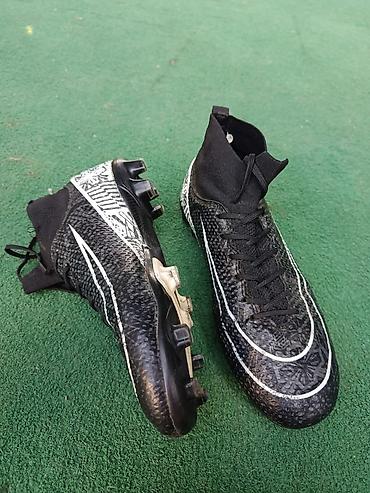 футбольный мяч: Məhsul: Futbol buçları - Rəng: Qara, ağ naxışlı detallarla - Üst — 3