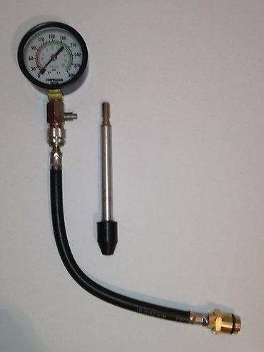 Ostali merni alati: GEKO G02500 – Tester kompresije za benzinske motore - Manometar sa — 1