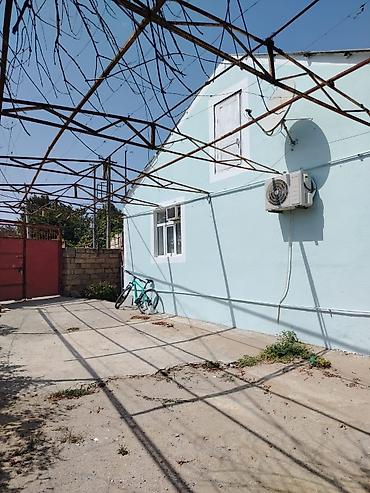 Həyət evləri və villaların satışı: Bağ evi/sahə ilə birlikdə ev - 1 mərtəbəli həyət evi, geniş eyvanlı - — 6