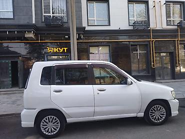 var: Nissan Cube: 2000 г., 1.3 л, Вариатор — 3
