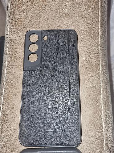 s22 kabro: Samsung s22 kabrosu 
əla vəziyyətdə 
2 si bir yerdə 3 manata — 1