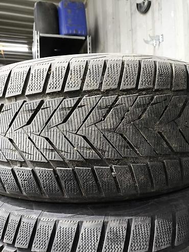 rang: Зимние шины 275/40 r22 (пара без Шипов, пара шипованные), две пары — 3