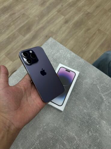 айфо 13: IPhone 14 Pro, Б/у, 128 ГБ, Синий, Зарядное устройство, Защитное стекло, Чехол, 77 %