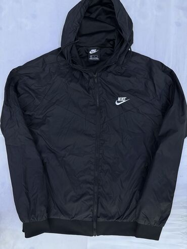 Куртки: Мужская куртка, XL (EU 42), Nike, Новый, цвет - Черный, Самовывоз