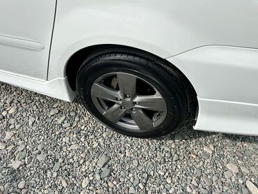 Диски: Литые Диски R 16 Toyota, Комплект, отверстий - 5, Б/у at lalafo.kg Диски: Литые Диски R 16 Toyota, Комплект, отверстий - 5, Б/у