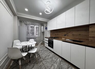 эмарк жибек жолу: 1 комната, 39 м², Элитка, 1 этаж, Евроремонт