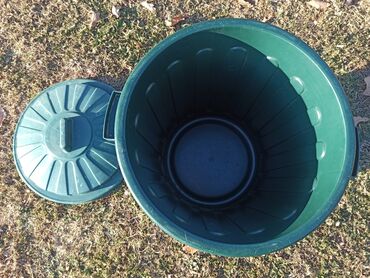 Ostala baštenska oprema: Plastična kanta za smeće zapremine 46L. Prubližne dimenzije ф40/32cm — 6