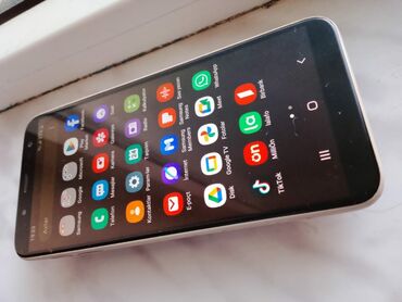 lalafo az telefonlar xacmaz: Samsung J6 32Gb Gold Barmaq izi Face ID