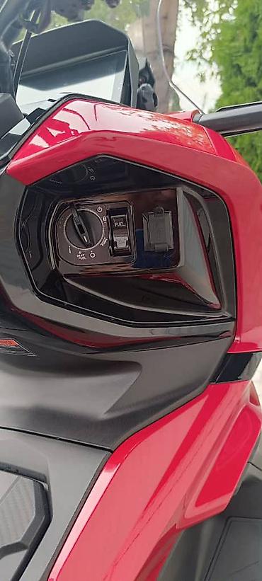 byd e2 2025: Макси-скутер Honda, 180 куб. см, Бензин, Новый — 2