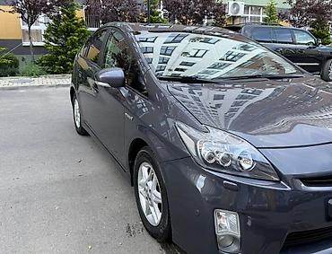 газел продажа: Toyota Prius C: 2012 г. — 3