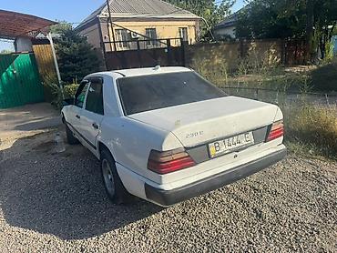 m5 e60: Mercedes-Benz W124: 1988 г., 2.3 л, Механика, Бензин, Седан — 5