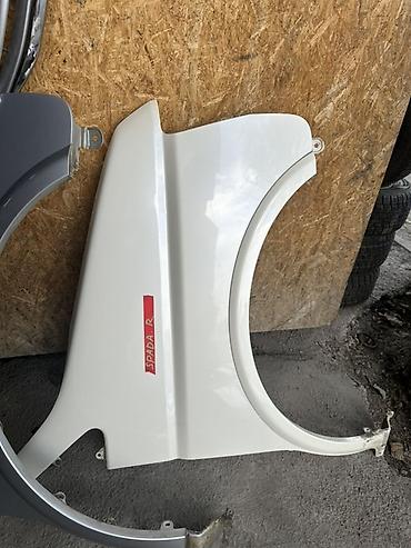 продаю спада: Крылья передние для Honda Stepwgn spada — 4