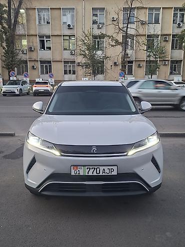 byd one up: BYD Yuan Up: 2025 г., Электромобиль — 6