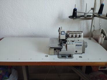 моторы для бытовых швейных машин: Швейная машина Typical, Оверлок