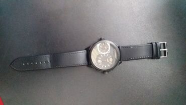 женские кроссовки reebok classic: Б/у, Наручные часы, Curren, цвет - Черный