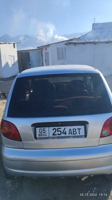 Daewoo: Daewoo Magnus: 2002 г., 0.8 л, Механика, Бензин