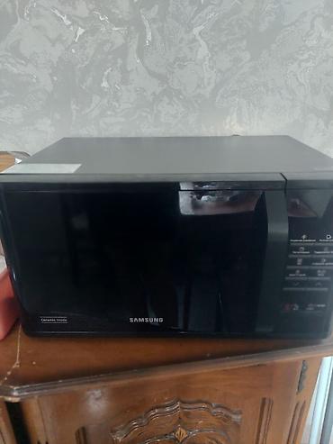 samsung mikrodalğalı soba: Samsung mikrodalğalı soba - Model xətti: Samsung, qara korpus, ön — 2
