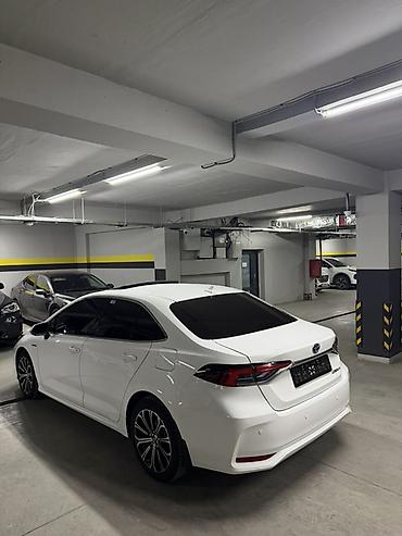 subaru impreza 1 5: Toyota Corolla: 2024 г., 1.8 л, Вариатор, Гибрид, Седан — 5