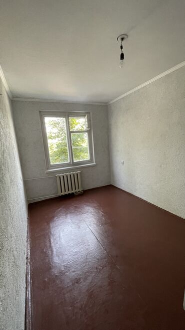 сдаётся квартира рядом рынок дордой: 2 комнаты, 44 м², 104 серия, 3 этаж, Косметический ремонт