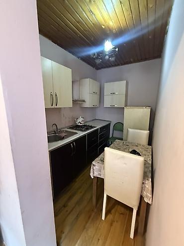 studio menziller: Bileceride memmedogulları servisin arxasında 1 otaqlı menzil kiraye — 3