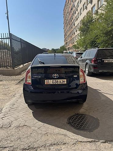 tayota progres: Toyota Prius: 2013 г., 1.8 л, Гибрид, Хэтчбэк — 4