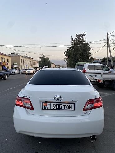 авто недорого купить: Toyota Camry: 2011 г., Седан — 5