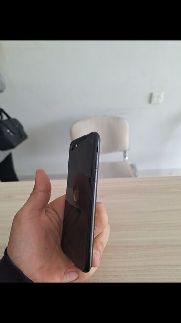 кожаный чехол iphone 5: IPhone SE 2020, 128 ГБ, Черный, Отпечаток пальца
