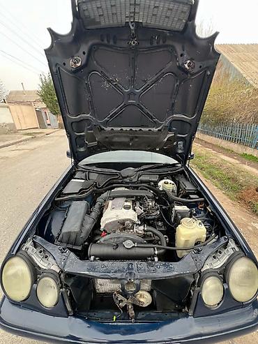 Mercedes-Benz: Mercedes-Benz E-Class: 1995 г., Седан — 6