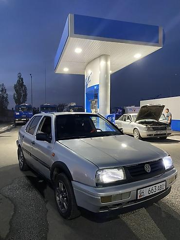 венто запчас: Volkswagen Vento: 1993 г., 1.8 л, Механика, Бензин, Седан — 4
