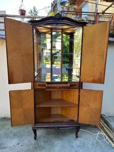 Stilske vitrine: Stilska ugaona vitrina - INTARZIJA - EXTRA STANJE 🌟✨ Vitrina u extra — 11