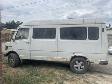 грузовой мерс: Mercedes-Benz : 3 л, Механика, Дизель, Бус