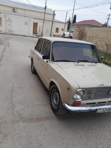 VAZ (LADA): VAZ (LADA) 2111: 1.6 l | 1985 il 250 km Sedan