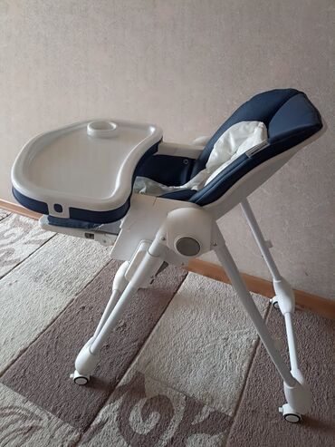 столик и стульчик: Детские стулья Б/у