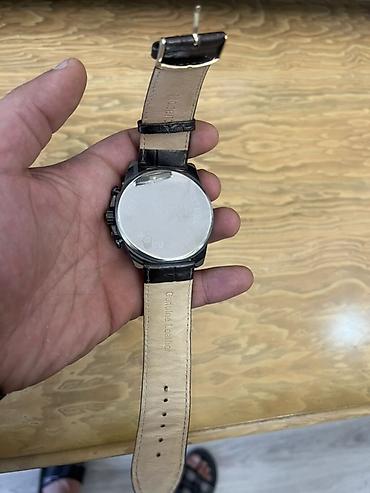 dini saat: Hublot üslublu qol saatı - Korpus: qara tonlarda iri, çoxbuçaqlı — 5