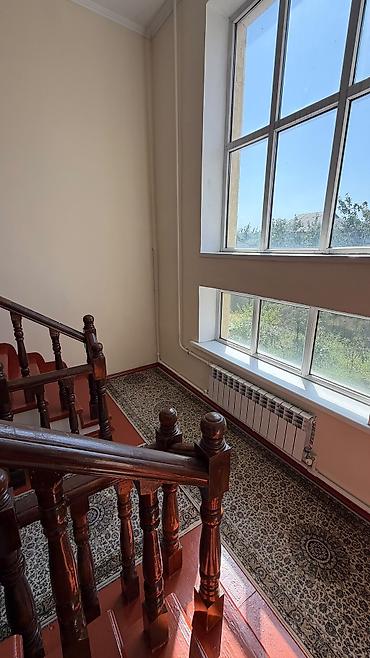 Продажа коттеджей и домов: 6 комнат и более, 216 м², 8 соток, Бишкек, Арча-Бешик ж/м Агентство недвижимости — 25