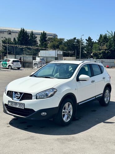 Nissan: Nissan Qashqai: 2 l | 2012 il Ofrouder/SUV — 2